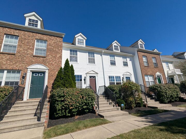 1010 Hartford Village Boulevard  Columbus OH 43228 photo