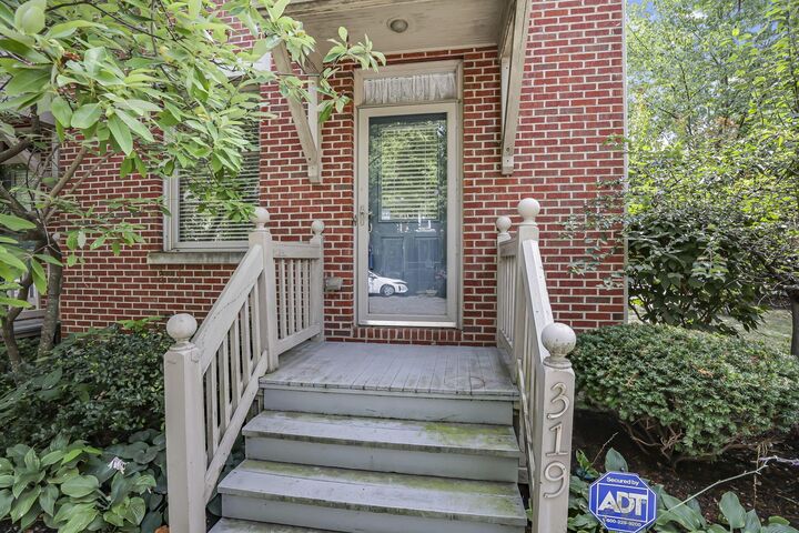 Property Photo:  319 W 2nd Avenue  OH 43201