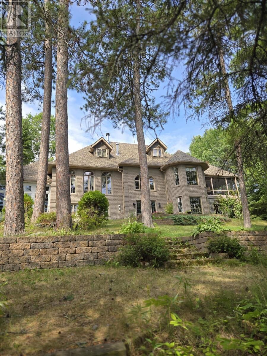 Property Photo:  164 Kimberley Rd  ON P0X 1H0 
