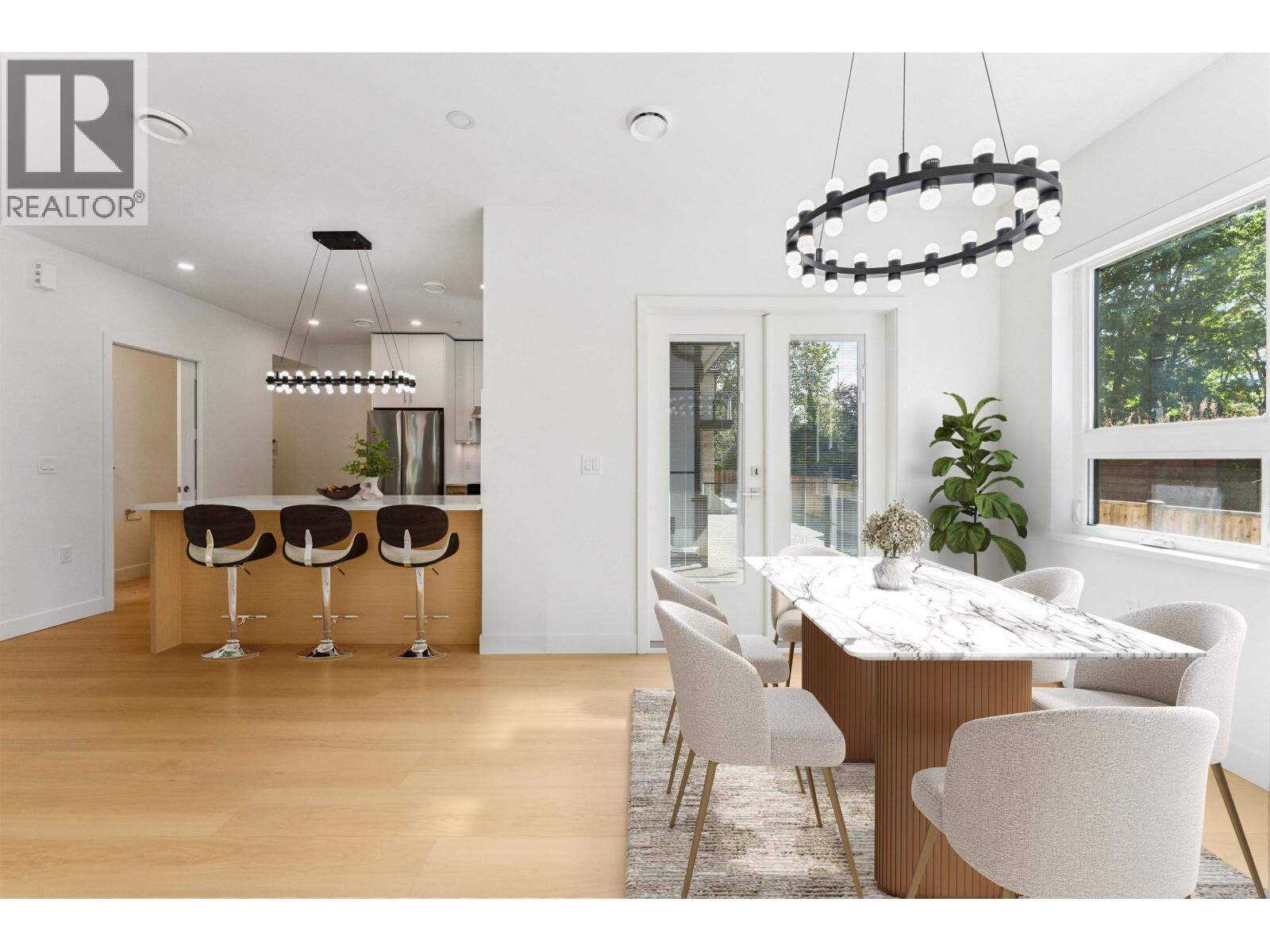 Property Photo:  844 St. Denis Avenue  BC V7J 2G4 