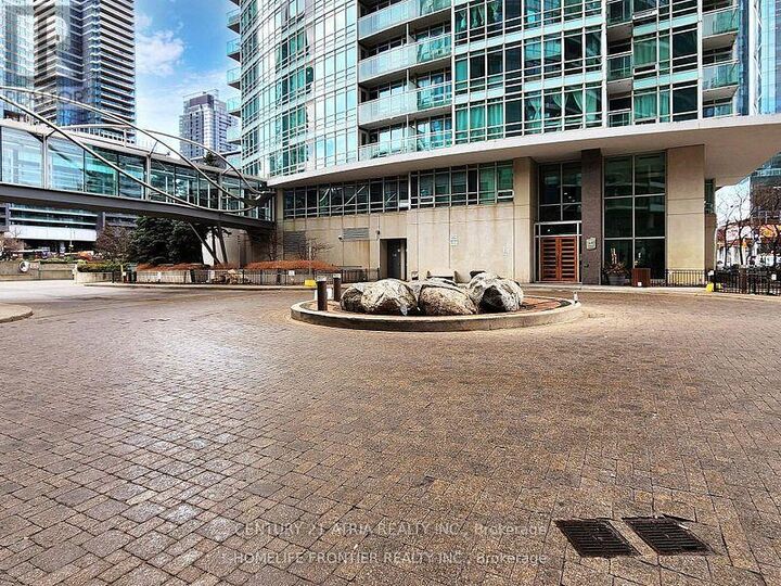 Property Photo: 373 Front Street West 1902 ON M5V 3R7