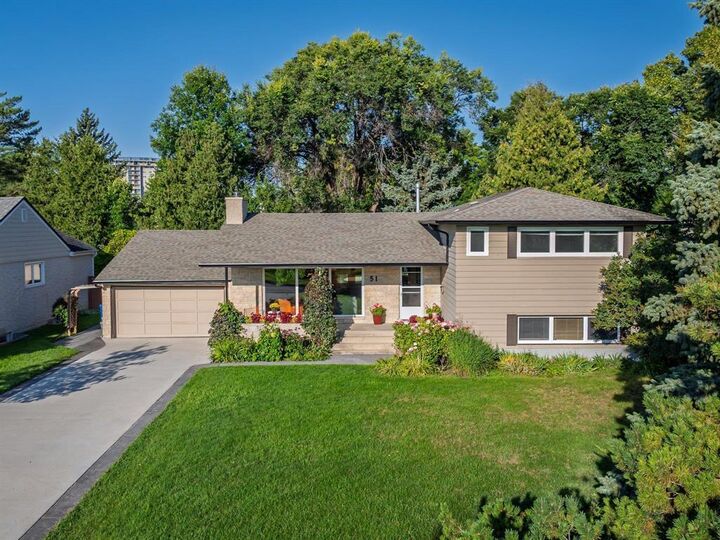 Property Photo: 51 D'Arcy Drive MB R3T 2K5