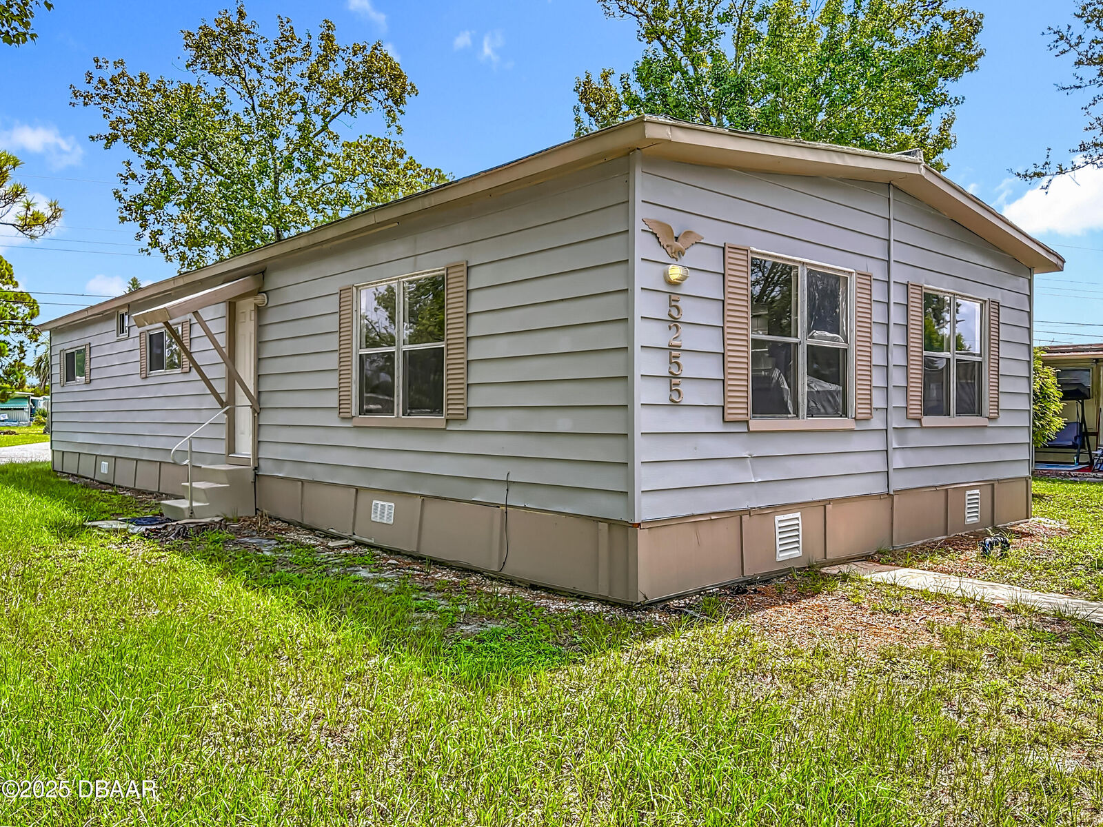 Property Photo:  5255 Orange Avenue  FL 32127 