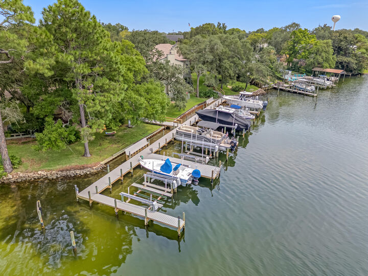 Property Photo: 274 Kidd Street FL 32548