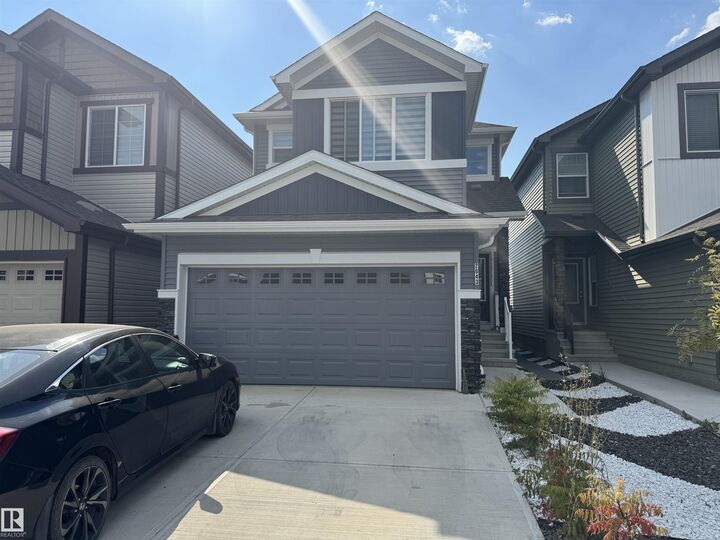 2043 13 Avenue NW  Edmonton AB T6T 2R8 photo