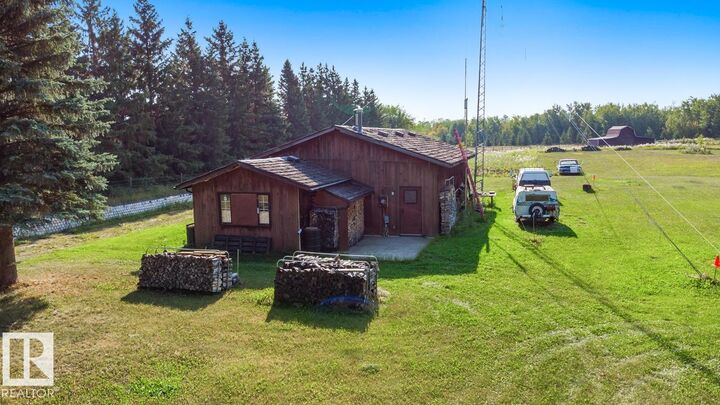 52110 Rge Road 214 85  Rural Strathcona County AB T8E 1A4 photo
