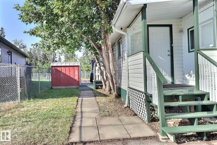 Property Photo: 508 Evergreen Park NW AB T5Y 4M2