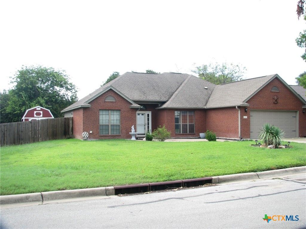 Property Photo: 4501 Oxford Drive TX 76502