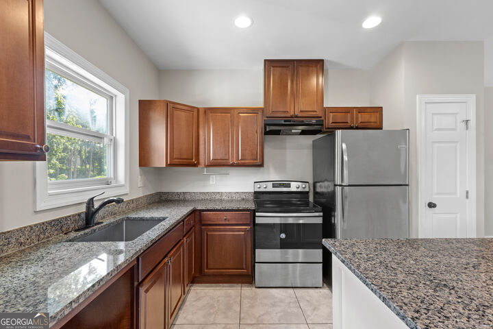 Property Photo:  841 N Price Road  GA 30518 