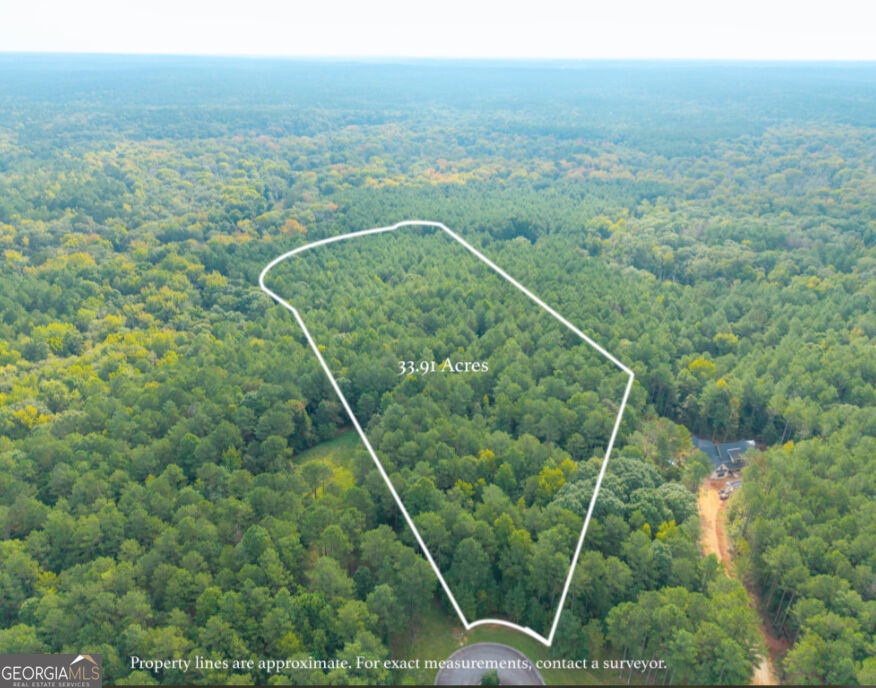 Property Photo: 1141 Apalachee Meadows Drive GA 30650