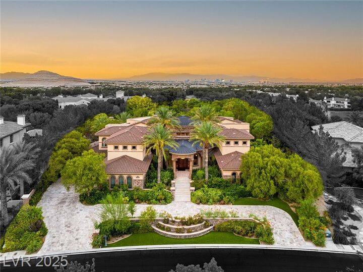 18 Olympia Hills Circle  Las Vegas NV 89141 photo