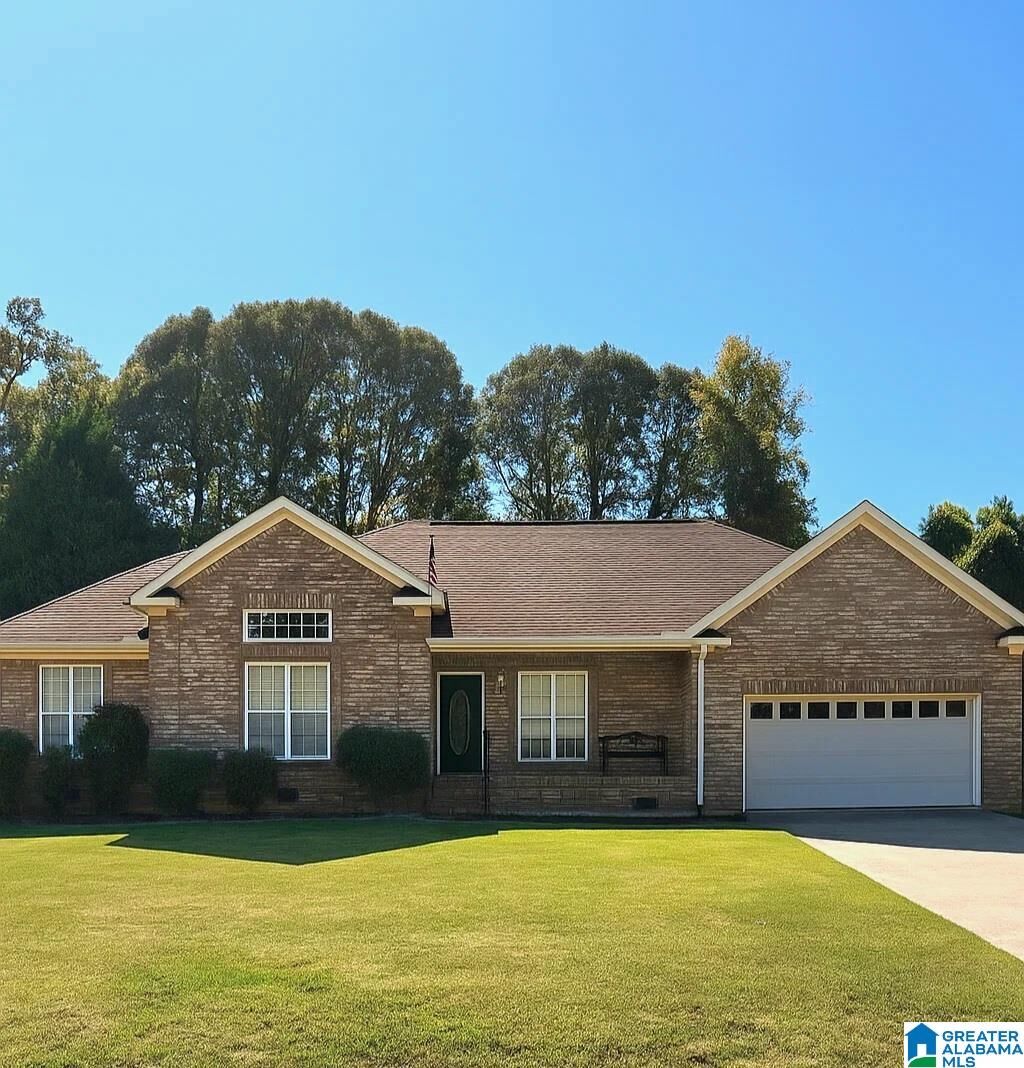 Property Photo:  2609 Watson Street  AL 35907 