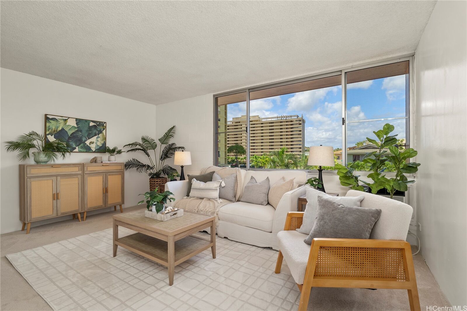 Property Photo: 909 Ala Nanala Street 101 HI 96818