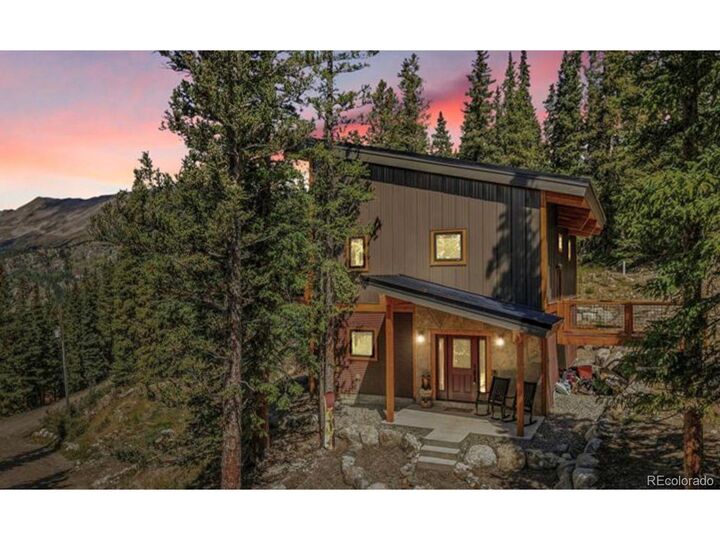 Property Photo: 116 Goldfinch Pl CO 80420