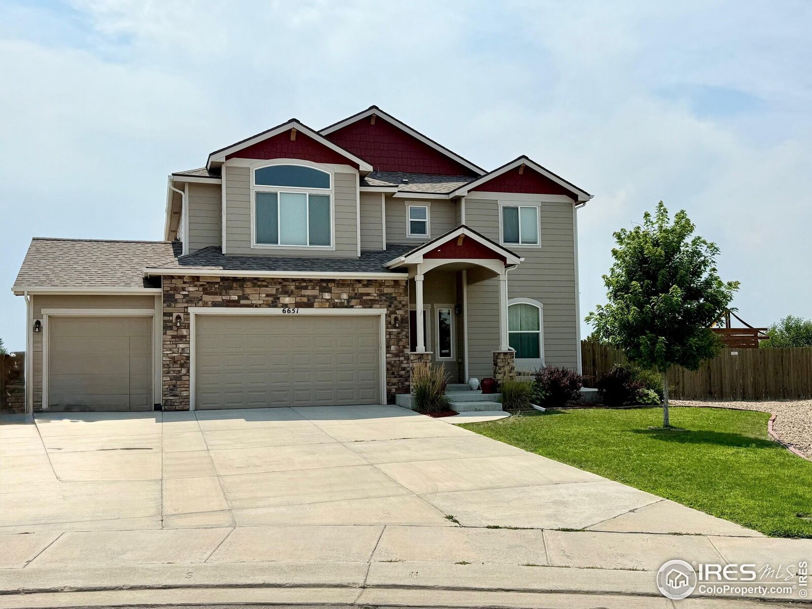 Property Photo: 6651 Catalpa Ct CO 80530
