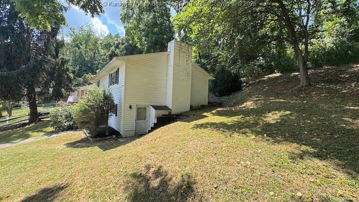 Property Photo: 2643 Larwood Drive WV 25302