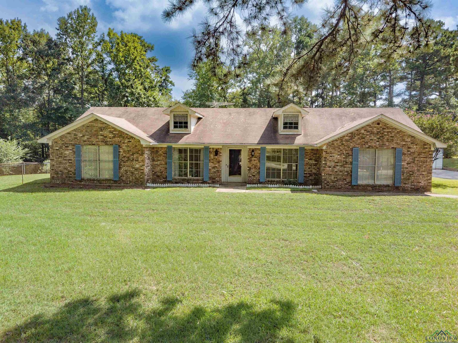 Property Photo: 200 Cottonwood Trail TX 75693