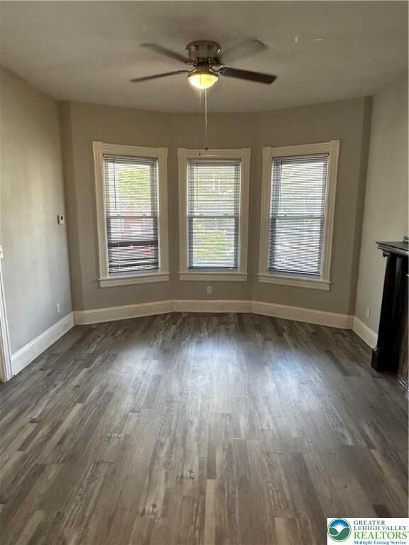 Property Photo: 1304 Washington Street PA 18042