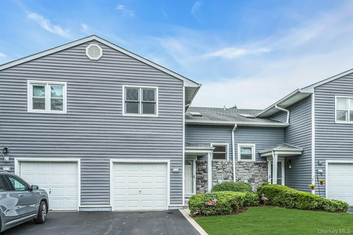 159 Alicia Drive  North Babylon NY 11703 photo