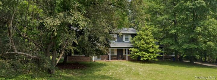 15 Sunny Ridge Rd  New Hempstead NY 10977 photo