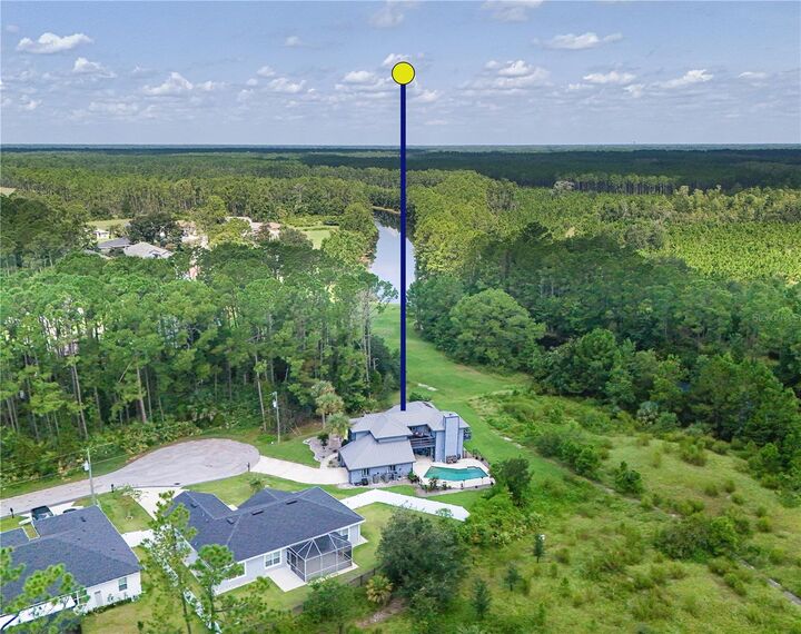 Property Photo: 14 Lake Place FL 32137