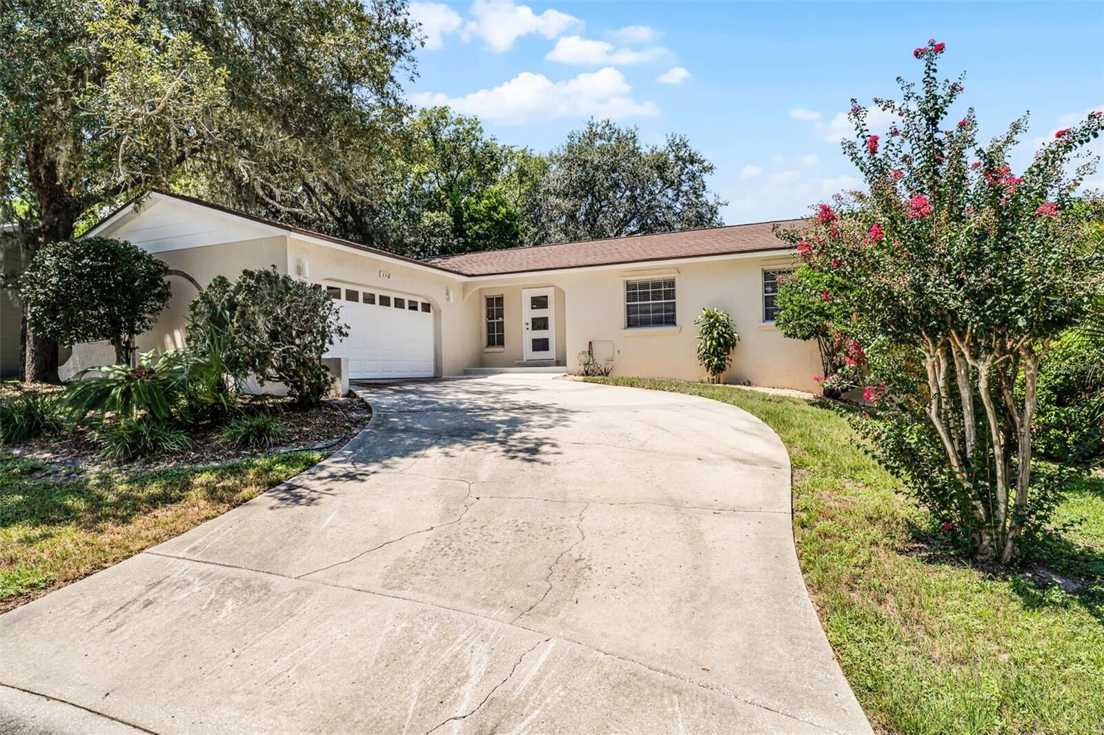Property Photo:  110 Tedworth Court  FL 32779