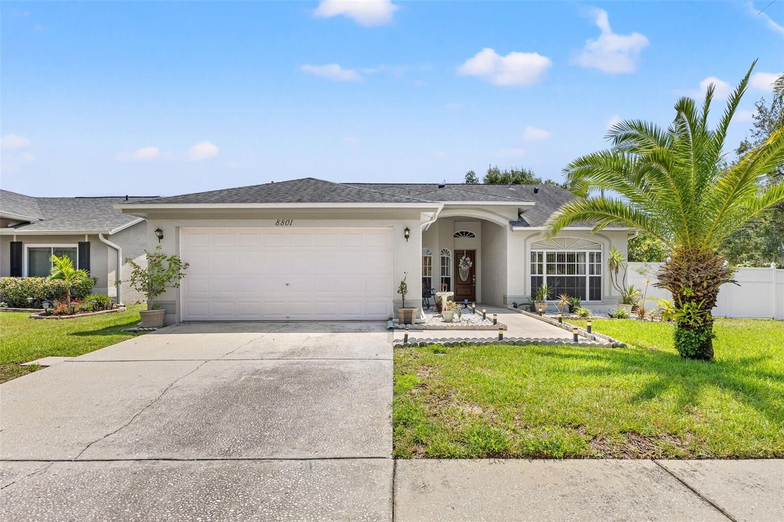 Property Photo: 8801 Chesterton Place FL 33635