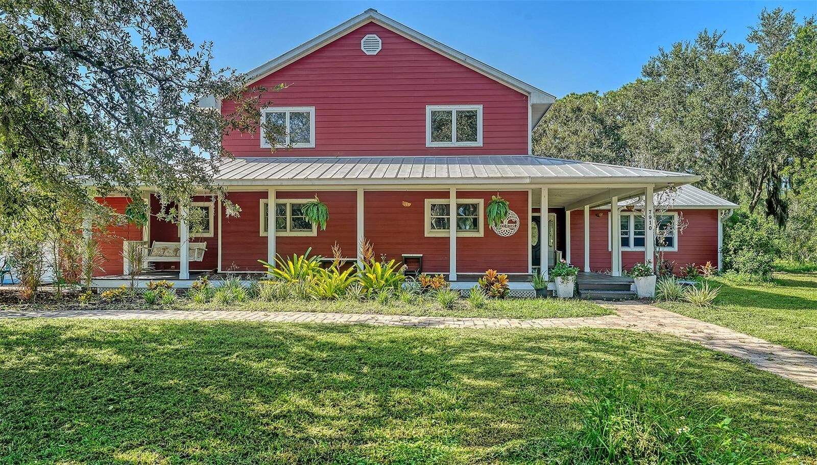 Property Photo: 7910 Kennedy Lane FL 34240