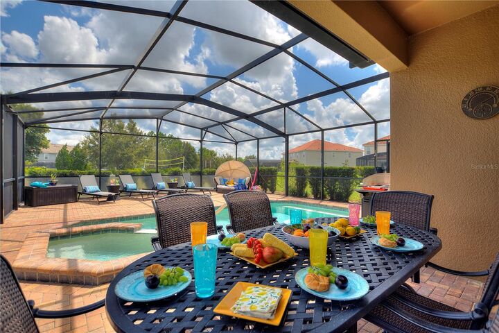 Property Photo:  5525 Misty Oak Circle  FL 33837 