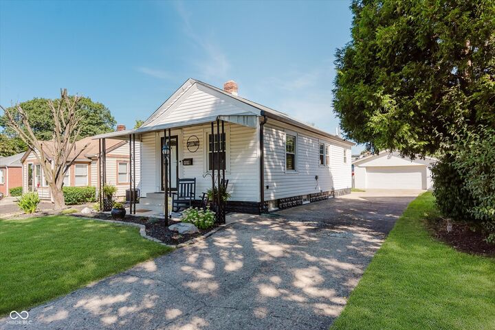 Property Photo: 5424 W 15th Street IN 46224