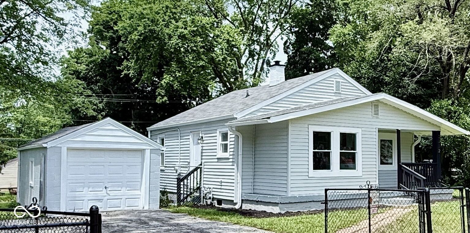 Property Photo: 3712 S Kealing Avenue IN 46237