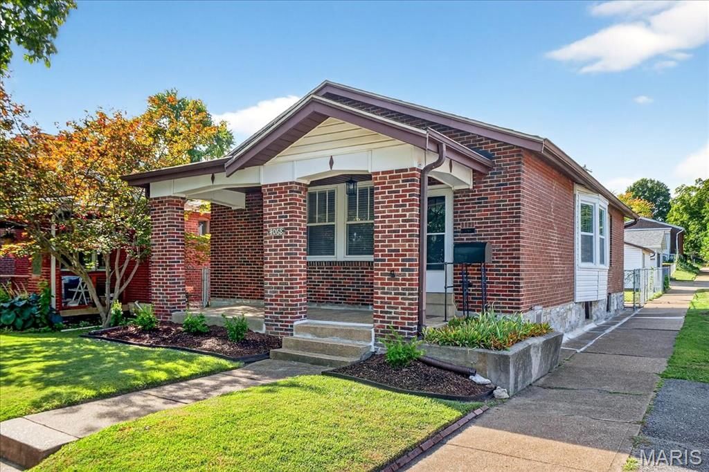 Property Photo:  4068 Utah Street  MO 63116 