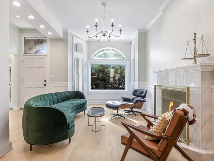 Property Photo:  4243 S King Drive  IL 60615