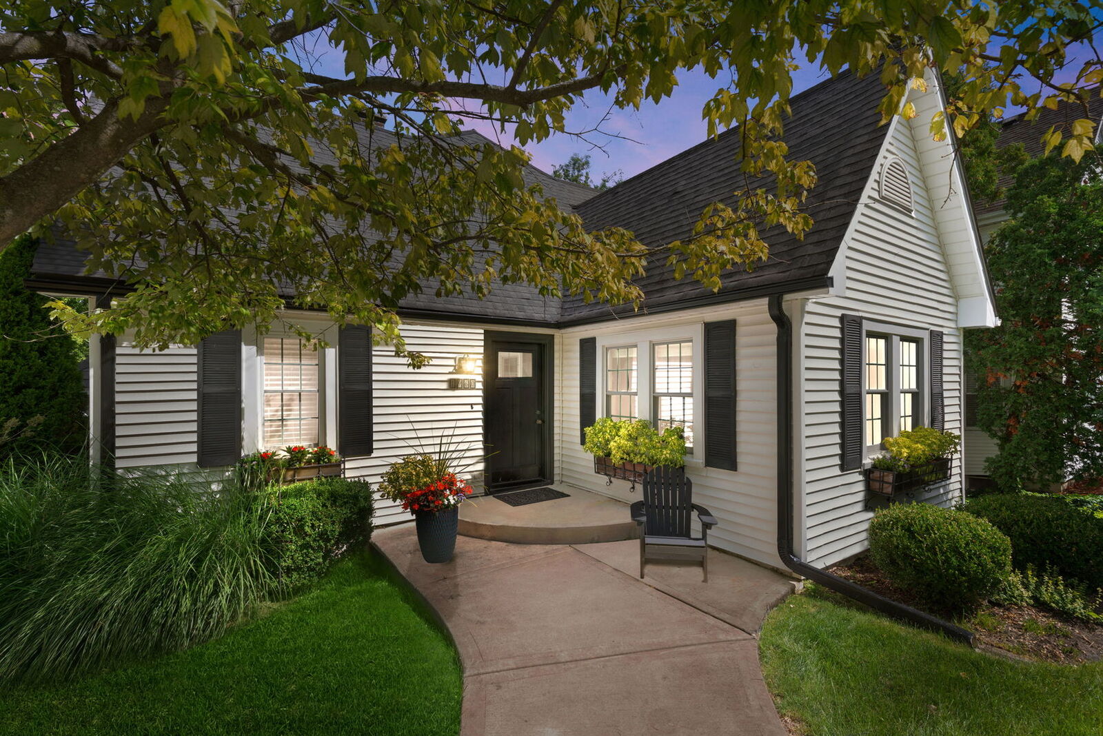 Property Photo: 1960 Elmore Avenue IL 60515