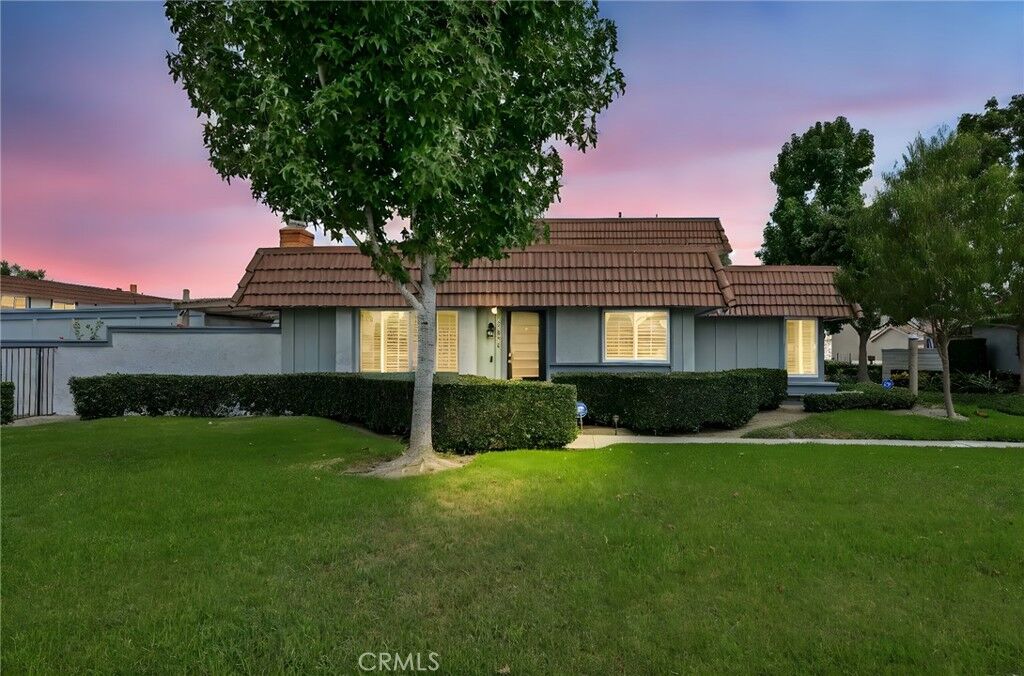 Property Photo: 11474 Shippigan Way CA 90630