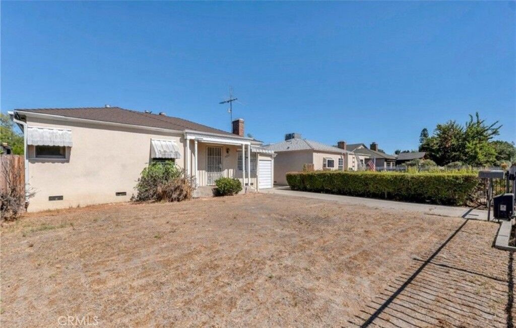 Property Photo: 6252 Camellia Avenue CA 91606