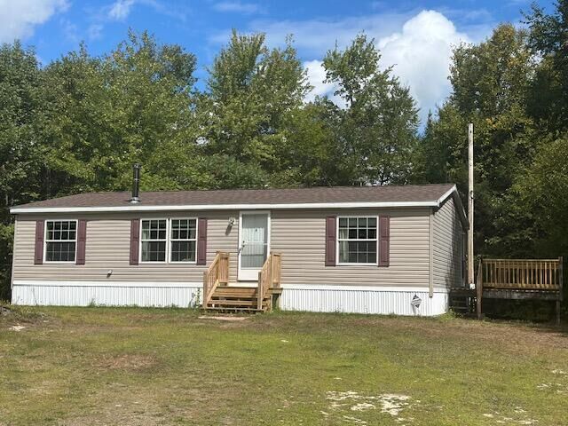 Property Photo: 128 Cross Road ME 04358