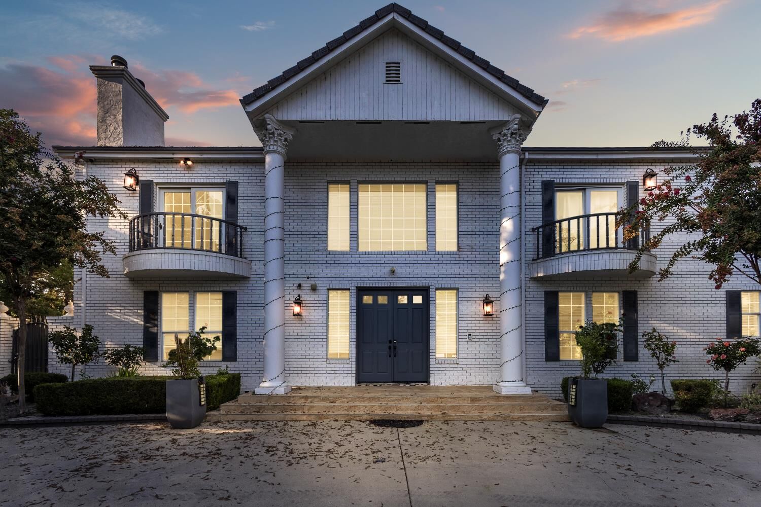 Property Photo:  5425 El Greco Drive  CA 95212 