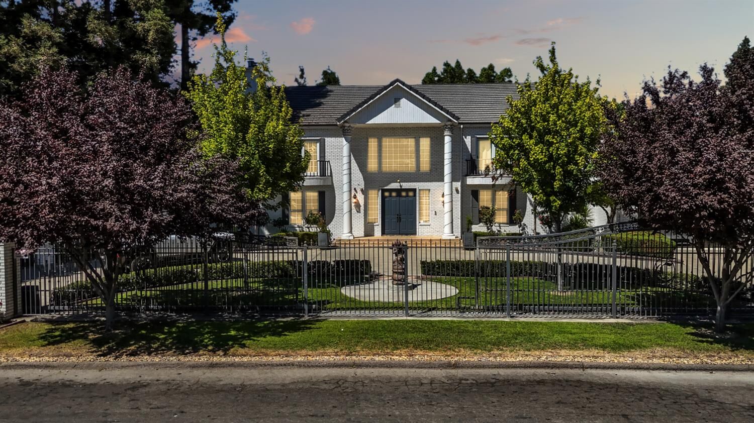 Property Photo:  5425 El Greco Drive  CA 95212 