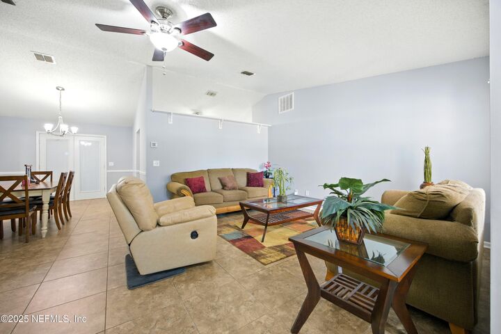 Property Photo:  703 Chesswood Court  FL 32259