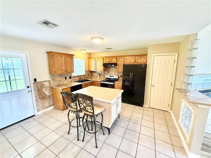 Property Photo:  2521 Bluebird Street  LA 70460 
