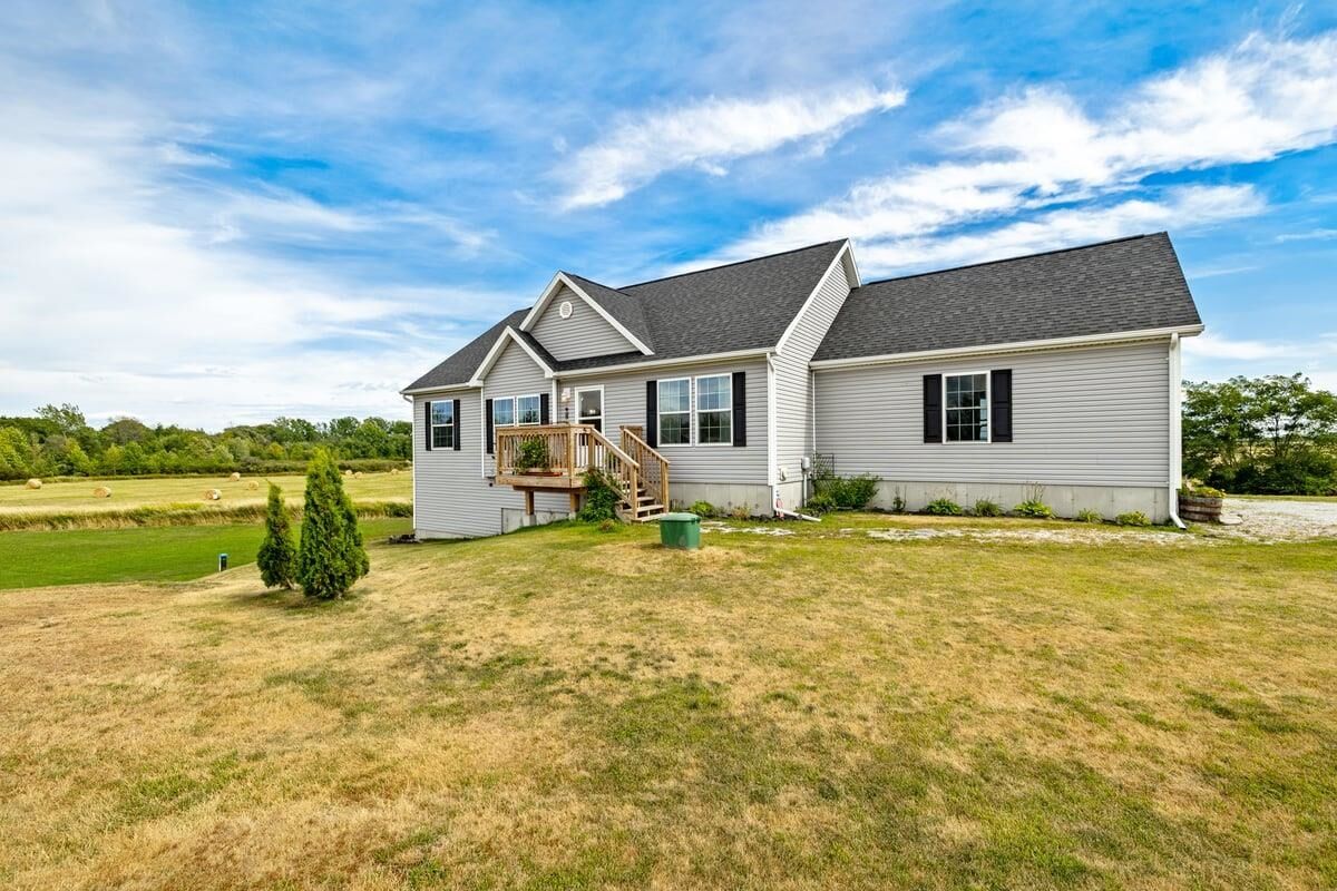 Property Photo:  5 Tylers Way  VT 05488 