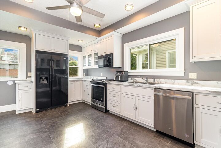 Property Photo: 822 Smith Avenue S MN 55107