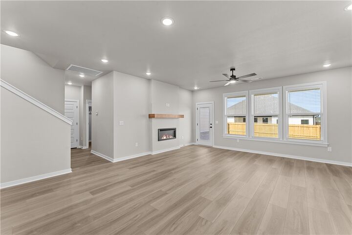 Property Photo: 5904 SW Desert Avenue AR 72713