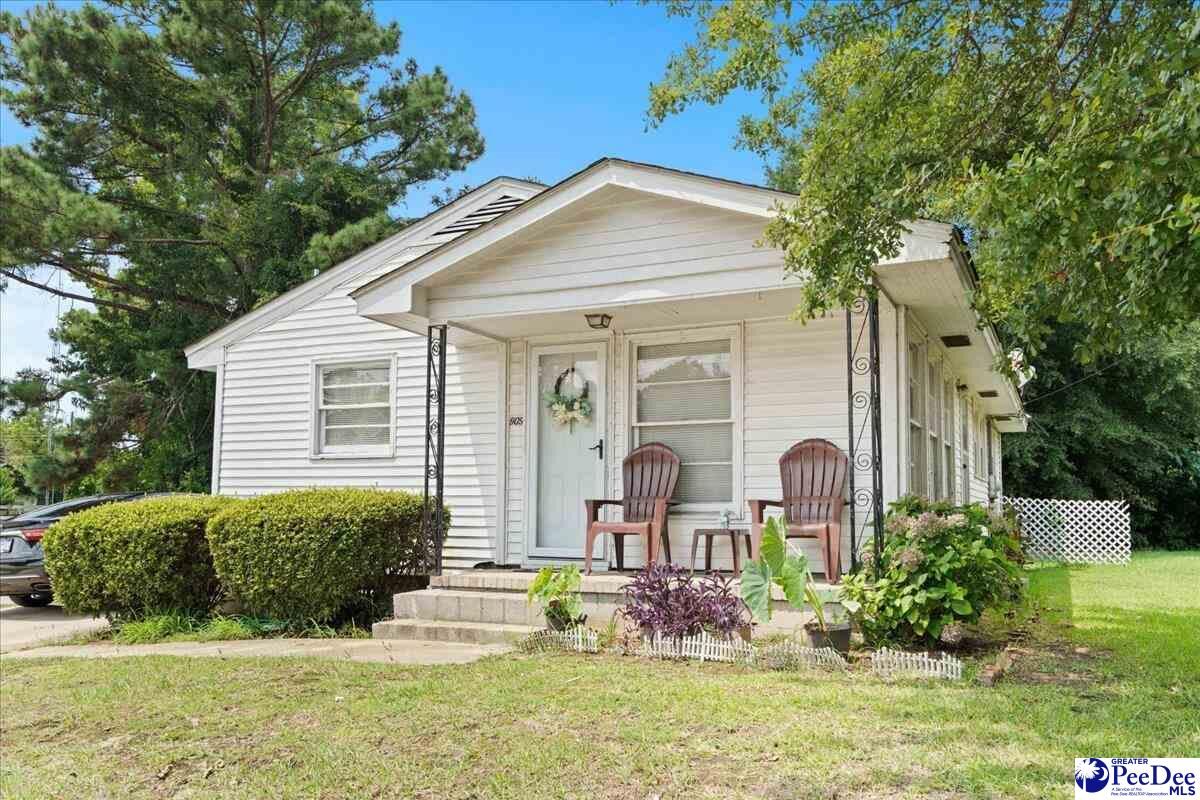 Property Photo:  909 N Irby Street  SC 29501 
