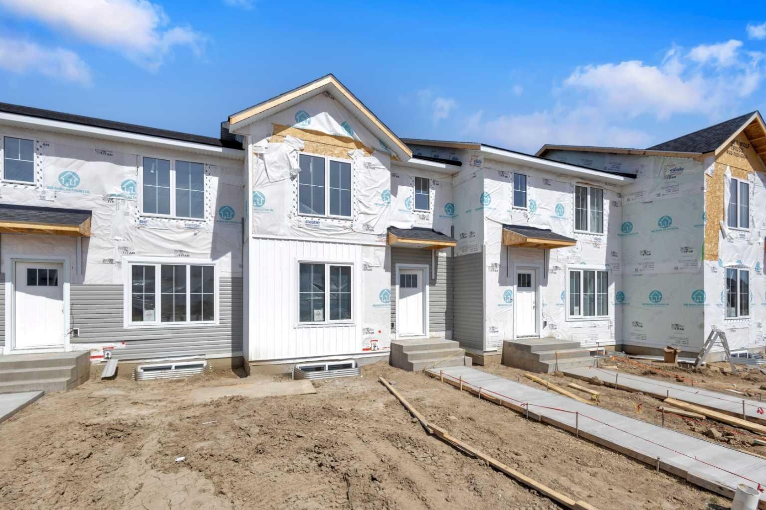 Property Photo: 38 Anna Close AB T4M 0N1