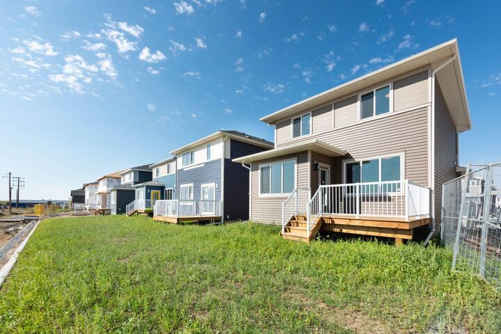 Photo de la propriété: 137 Clearwater Terrace AB T1X 3A7