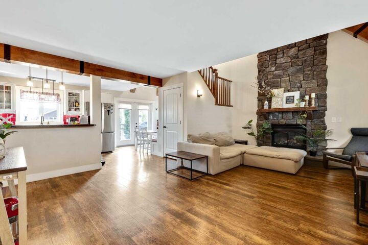 Property Photo:  13 Houlden Place  AB T0L 0P0 