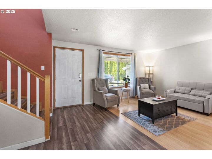 Property Photo:  12 SE 9th Cir  WA 98604 