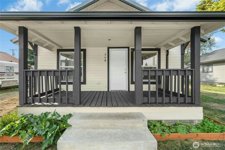 719 S Nenant Street  Bucoda WA 98530 photo